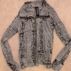 Cute booty lounge Snakeskin Print ruched Jacket